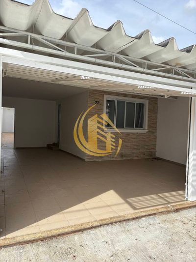 Casa, 3 quartos, 141 m² - Foto 1