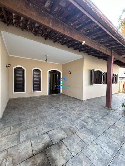 Casa, 4 quartos, 223 m² - Foto 1