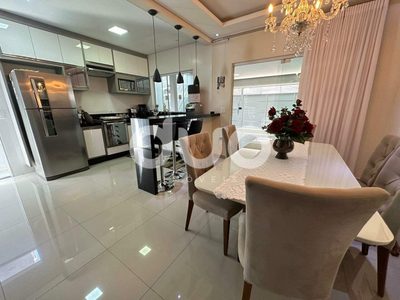Casa, 3 quartos, 159 m² - Foto 2