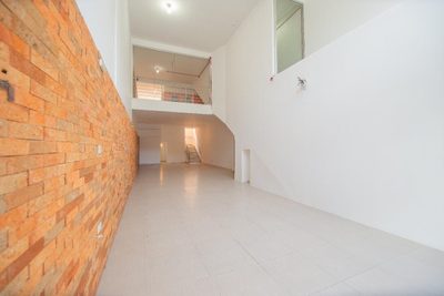 Loja-Salão, 180 m² - Foto 1