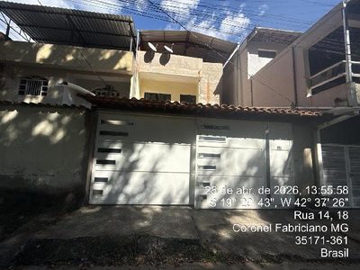 Casa, 2 quartos, 175 m² - Foto 1