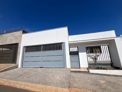 Casa, 4 quartos, 280 m² - Foto 1