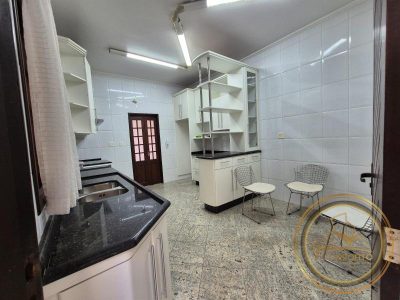 Sobrado, 3 quartos, 303 m² - Foto 5