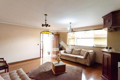 Casa, 7 quartos, 256 m² - Foto 3