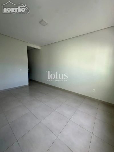 Casa, 3 quartos, 109 m² - Foto 3
