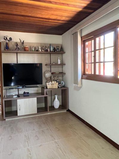 Casa, 4 quartos, 251 m² - Foto 1