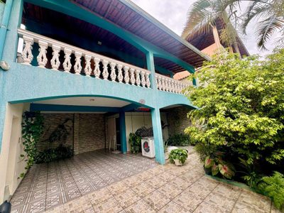 Casa, 3 quartos, 173 m² - Foto 1