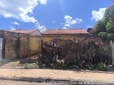 Casa, 2 quartos, 180 m² - Foto 1