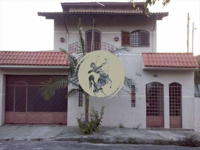Sobrado, 4 quartos, 285 m² - Foto 1