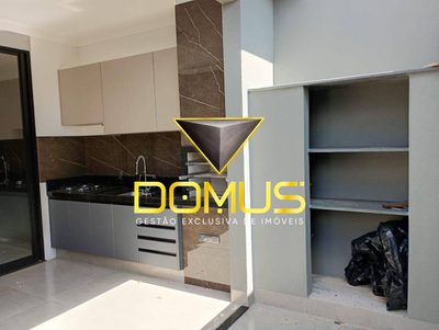 Casa, 3 quartos, 136 m² - Foto 1
