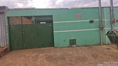 Casa, 2 quartos, 180 m² - Foto 1