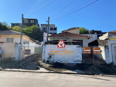 Casa, 2 quartos, 180 m² - Foto 1