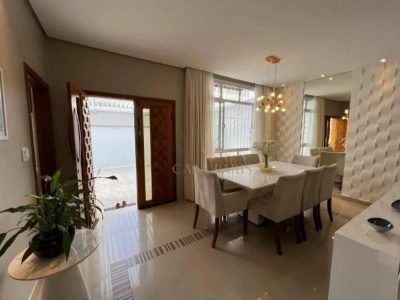 Casa, 3 quartos, 180 m² - Foto 1
