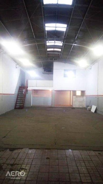 Depósito-Galpão, 200 m² - Foto 1