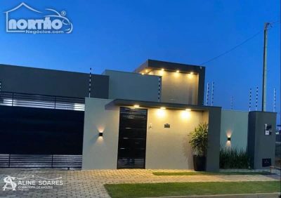 Casa, 5 quartos, 175 m² - Foto 1