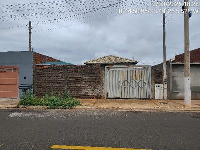 Casa, 2 quartos, 210 m² - Foto 1