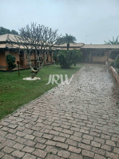 Chácara, 3 quartos, 1000 m² - Foto 1