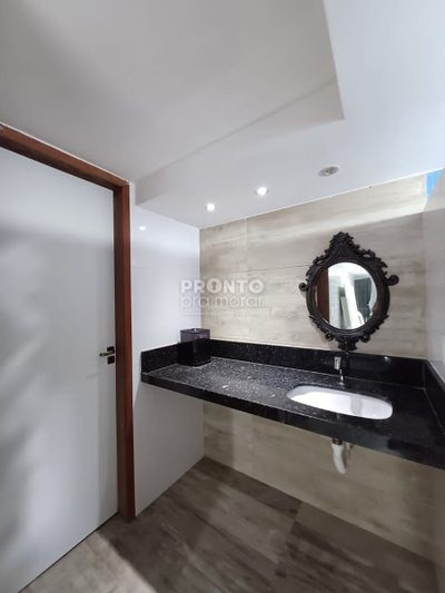 Casa, 5 quartos, 252 m² - Foto 2