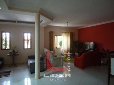 Casa, 3 quartos, 204 m² - Foto 3