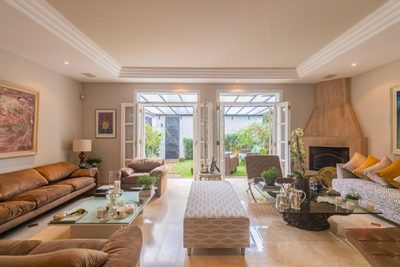 Casa, 4 quartos, 347 m² - Foto 1