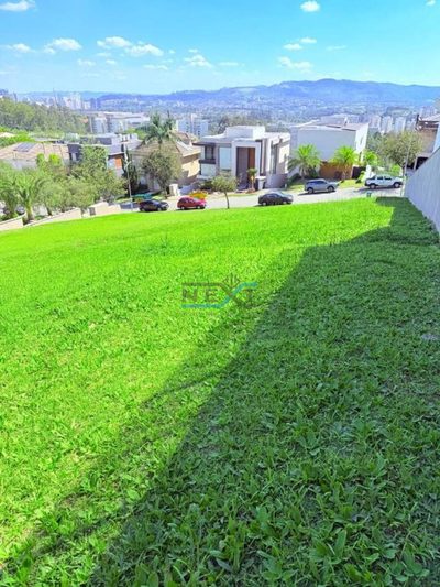 Loteamento e Condomínio, 1000 m² - Foto 1