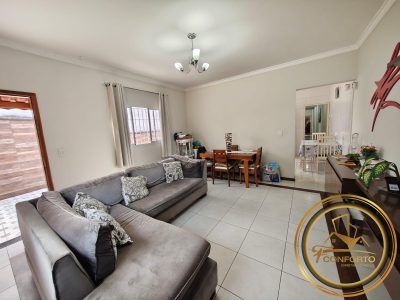 Casa, 4 quartos, 131 m² - Foto 1