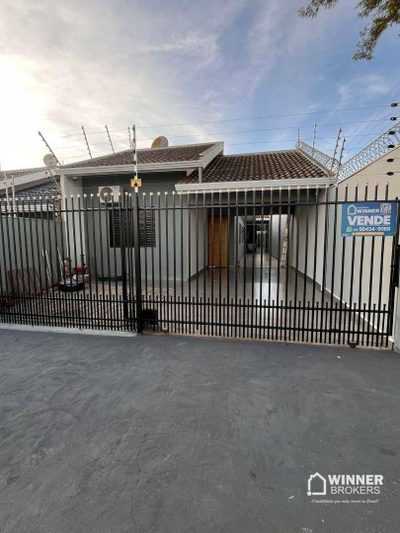 Casa, 4 quartos, 130 m² - Foto 1