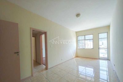 Apartamento, 2 quartos, 72 m² - Foto 2