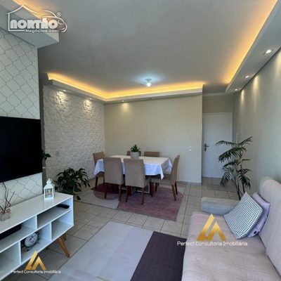 Casa, 4 quartos, 119 m² - Foto 1