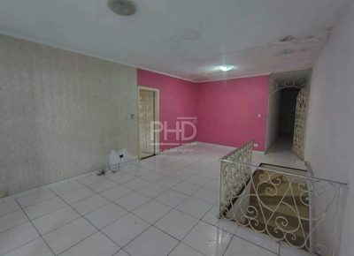 Casa, 3 quartos, 219 m² - Foto 2