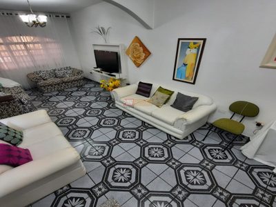 Sobrado, 3 quartos, 300 m² - Foto 1