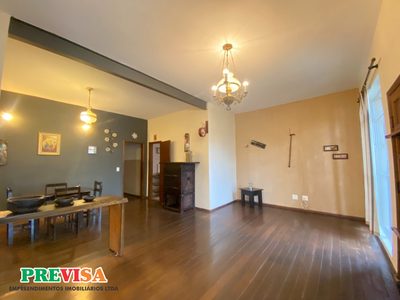 Casa, 3 quartos, 300 m² - Foto 1