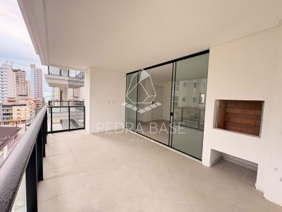 Apartamento, 3 quartos, 132 m² - Foto 2