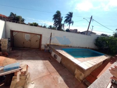 Casa, 4 quartos, 204 m² - Foto 1