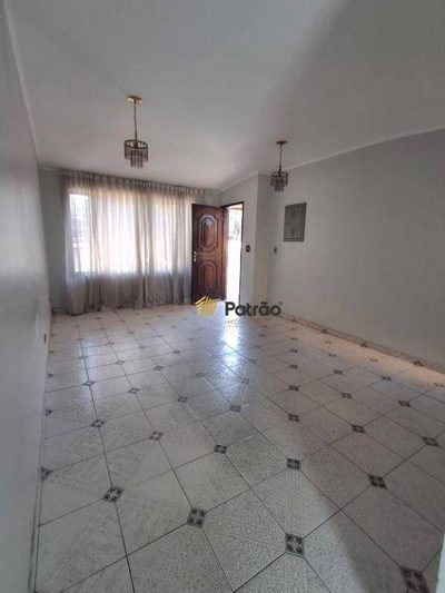 Sobrado, 3 quartos, 267 m² - Foto 1
