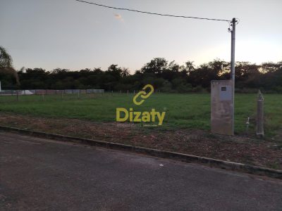 Terreno, 1077 m² - Foto 1