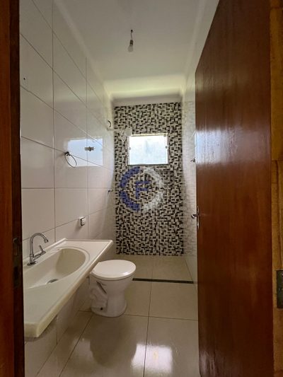 Casa, 1 quarto, 250 m² - Foto 2