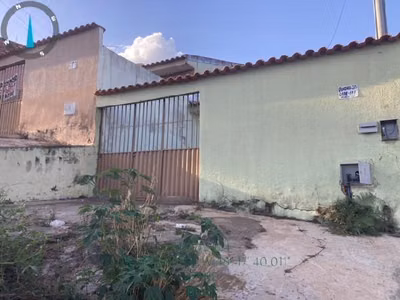 Casa, 2 quartos, 192 m² - Foto 1