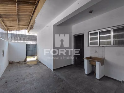 Casa, 2 quartos, 85 m² - Foto 1