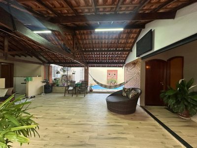 Casa, 3 quartos, 260 m² - Foto 1