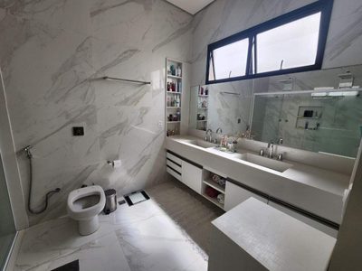 Casa, 3 quartos, 198 m² - Foto 1