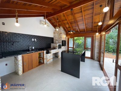 Casa, 4 quartos, 260 m² - Foto 1