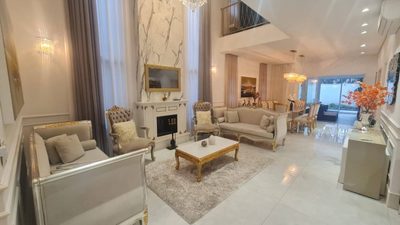 Sobrado, 4 quartos, 500 m² - Foto 1