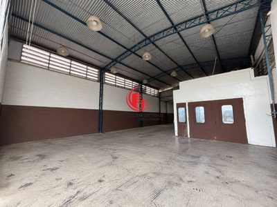Depósito-Galpão, 230 m² - Foto 1