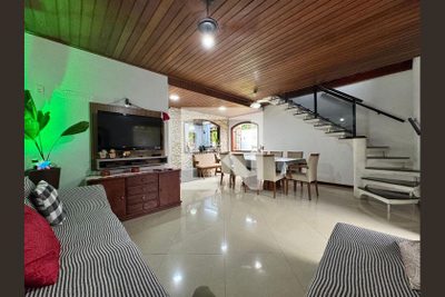 Casa, 6 quartos, 560 m² - Foto 1