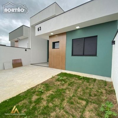 Casa, 4 quartos, 180 m² - Foto 1