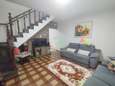 Sobrado, 3 quartos, 180 m² - Foto 1