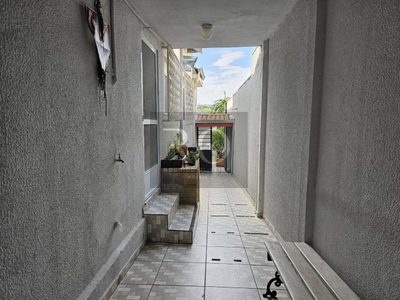 Casa, 3 quartos, 204 m² - Foto 4