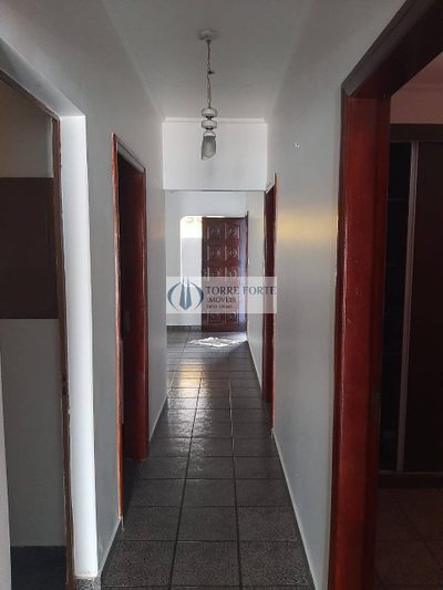 Casa, 5 quartos, 250 m² - Foto 3