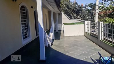 Casa, 3 quartos, 235 m² - Foto 3